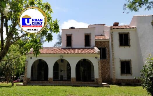 4 Bedroom Maisonette +SQ on 1 acre in Nyali.