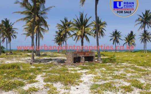 2 Acres beach plot in Malindi Mayungu