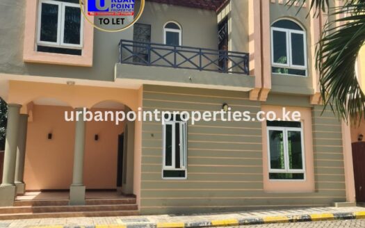 5 Bedroom villa in Nyali in a shared compound