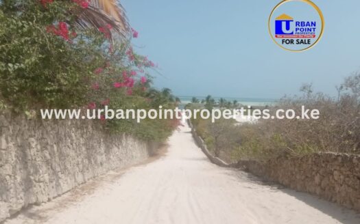 1/8 acre beach front in Malindi