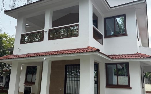 To let 5 bedroom Masionette newly renovated in a shared compound in Nyali.