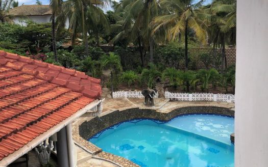 For sale 5 Bedroom house Marine park Casuarina Malindi.