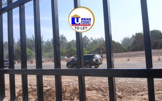 To let yard in Mombasa malindi highway in Nyali
