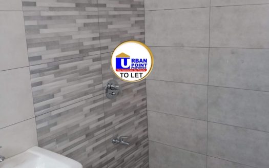 🏡 TO LET – Spacious 3-Bedroom Apartment in Nyali